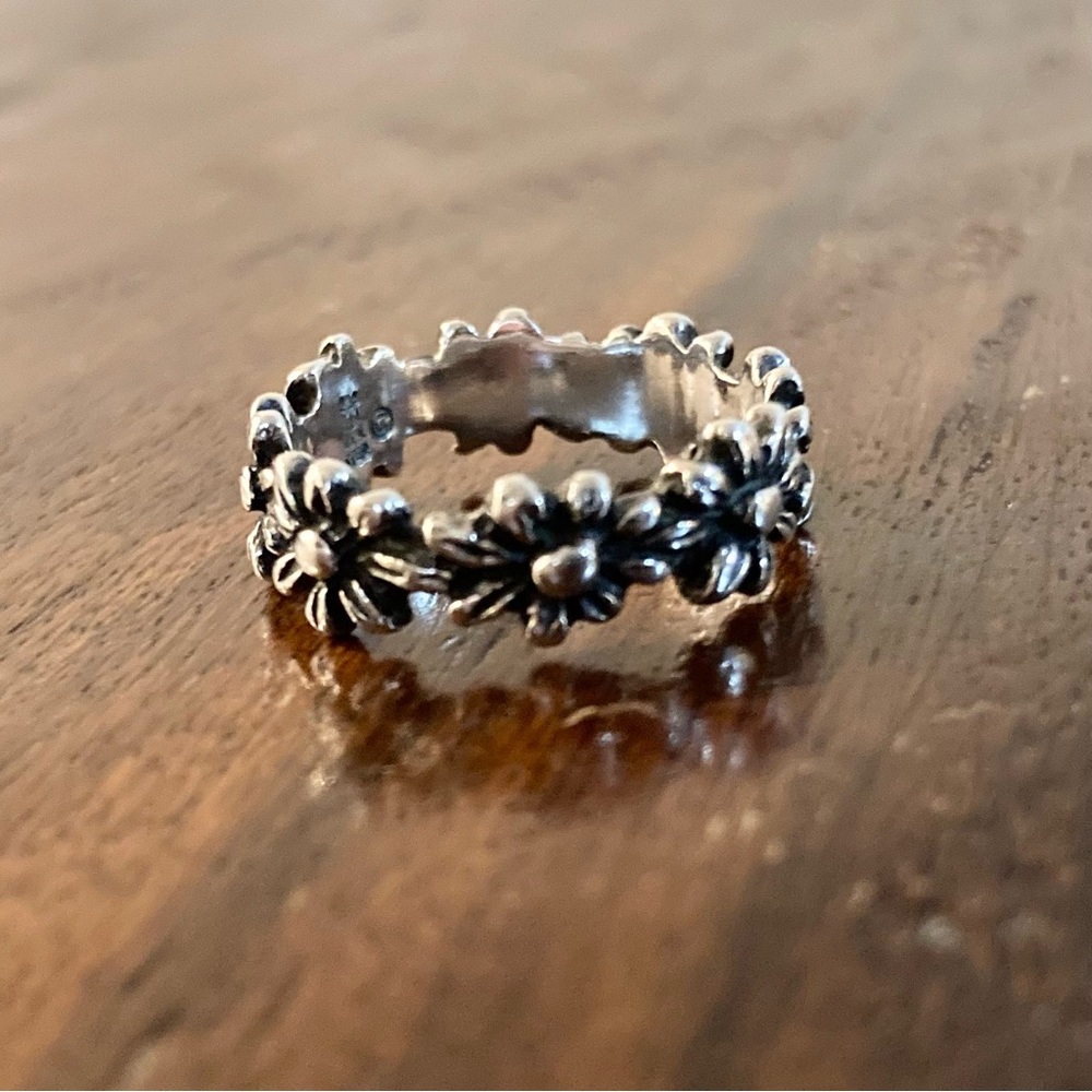 James Avery Margarita Daisy Flower Ring Retired Band Sterling Silver Size 6